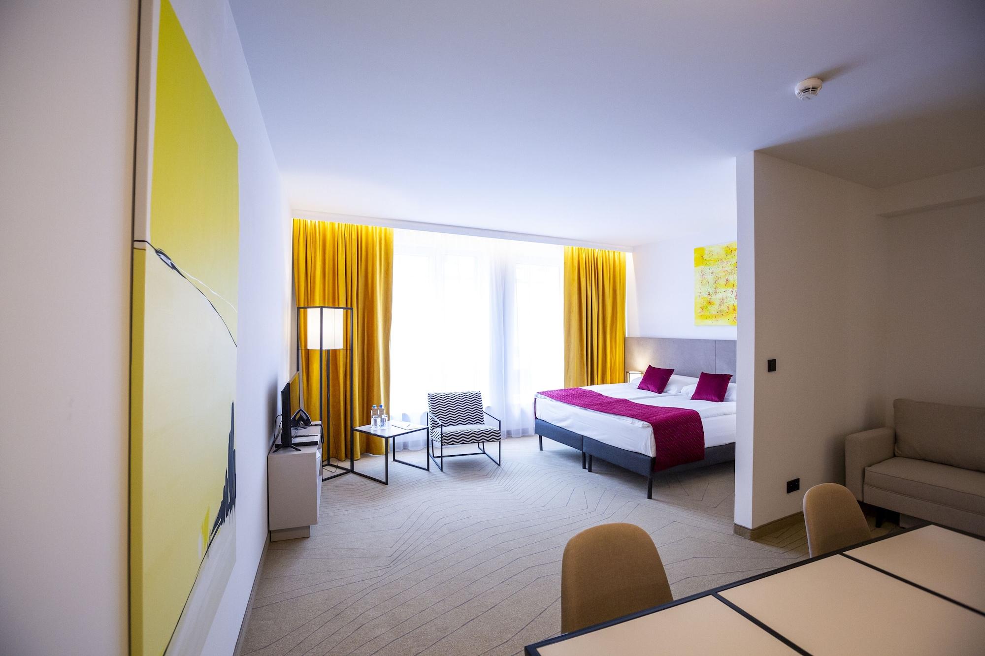 ורשה Arche Hotel Krakowska מראה חיצוני תמונה